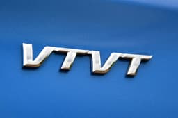 2016 Hyundai Elantra photo gallery